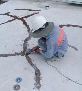 Keo Epoxy - bí quyết kết dính siêu bền của kỹ sư hiện đại 3 Hình minh hoạ ứng dụng keo Epoxy