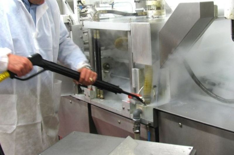 Hướng Dẫn Các Bước Vệ Sinh Máy CNC An Toàn, Hiệu QUả