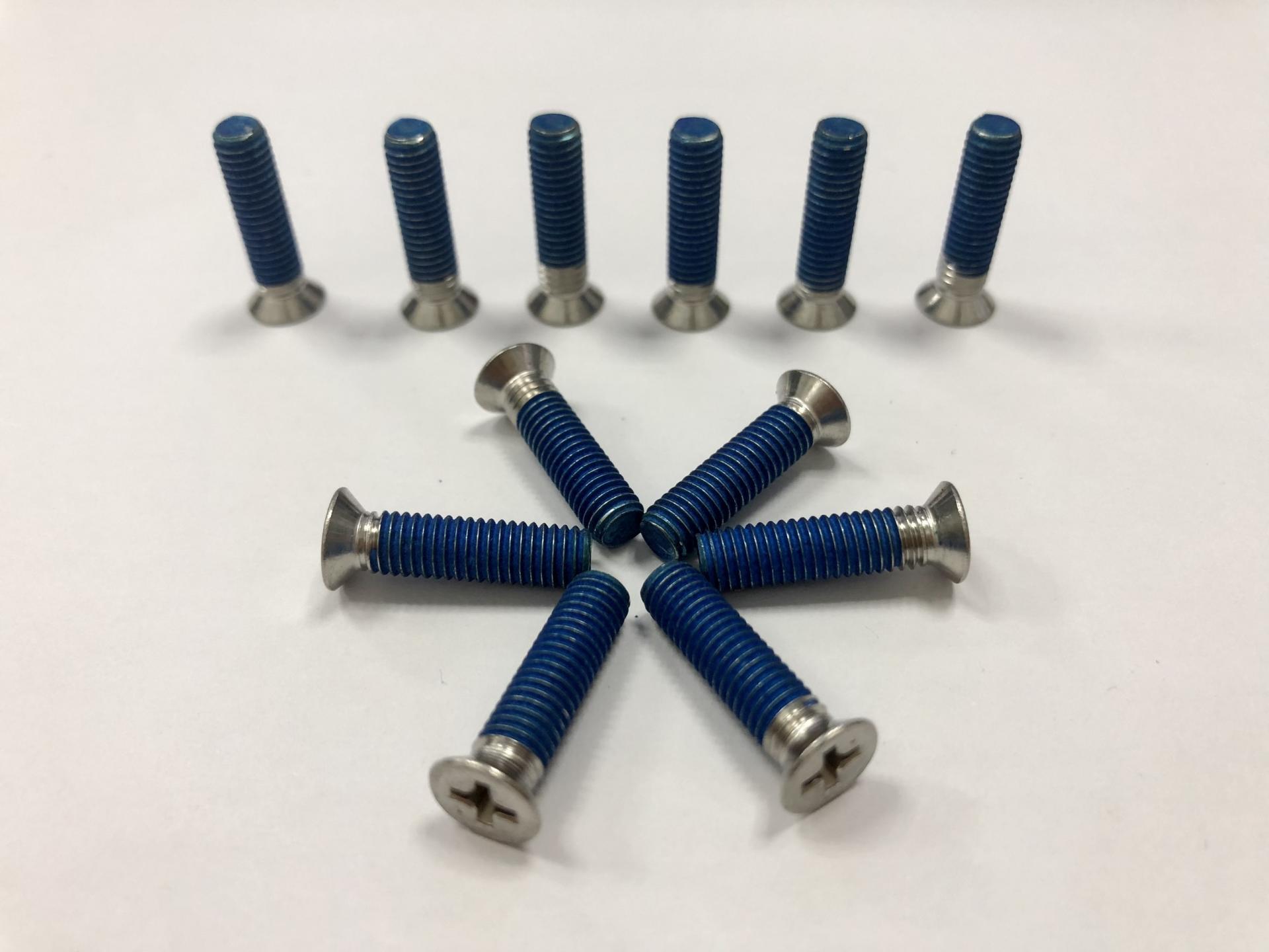 Gia công phủ keo khóa ren chống lỏng 緩み止め加工 - Công ty CP Azuma Việt nam